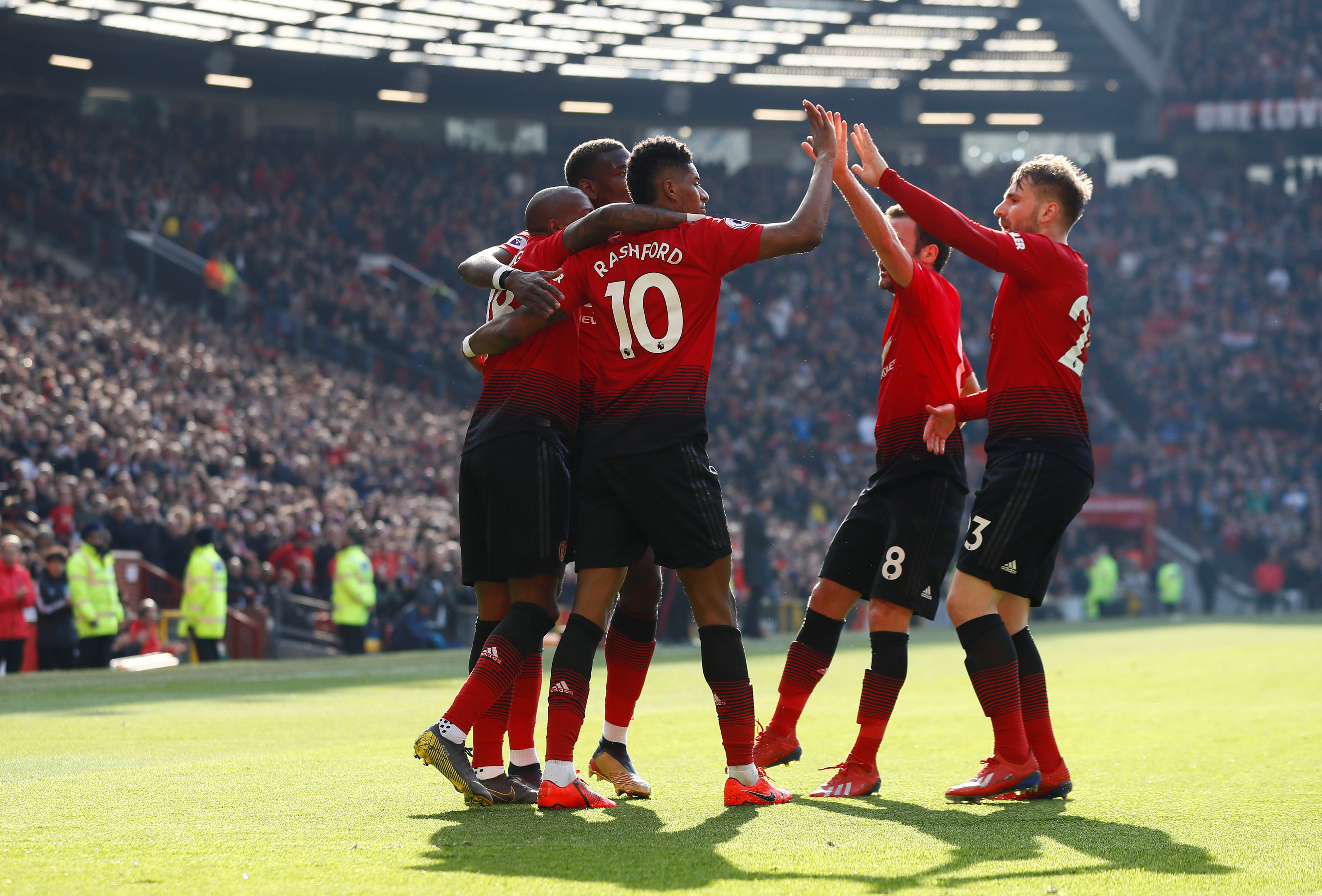 本轮英超的 本轮英超的